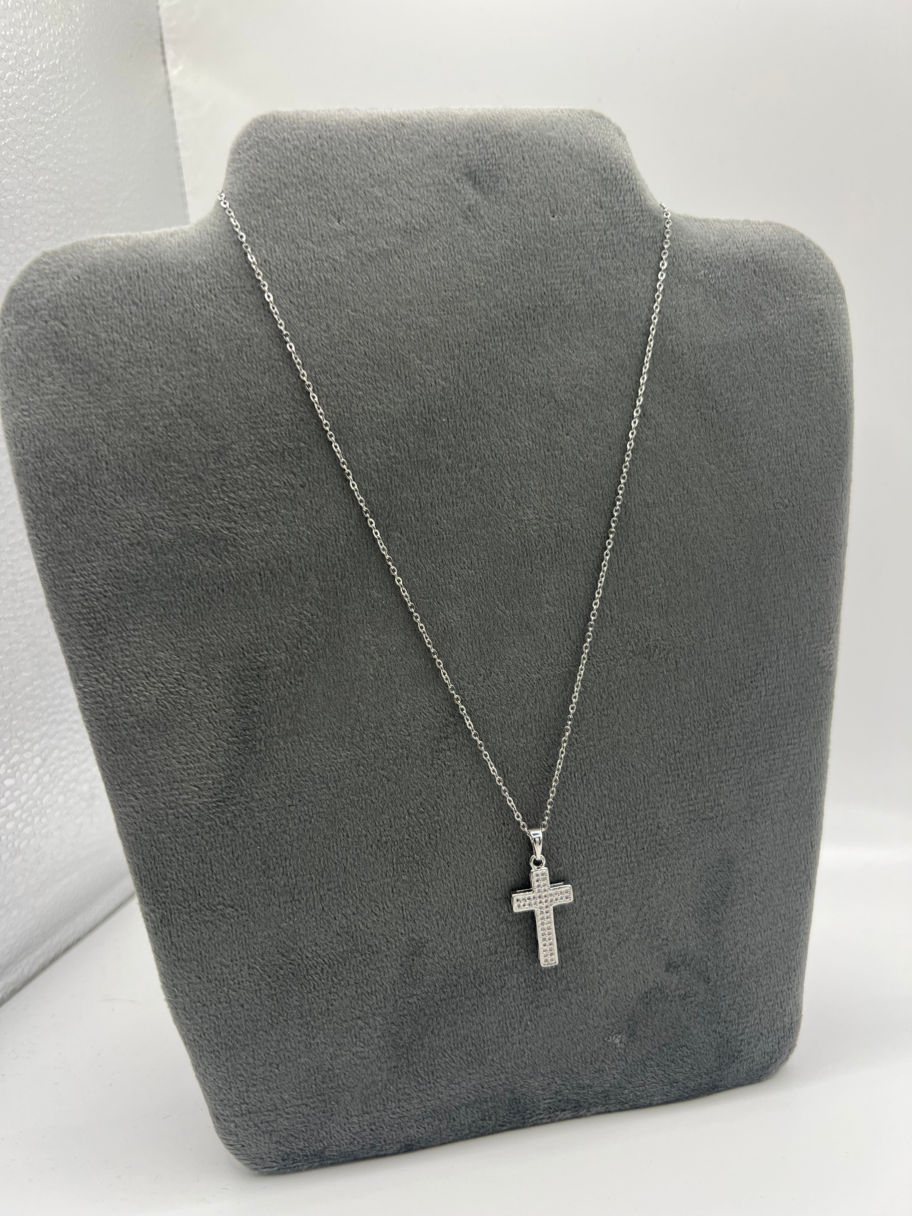 COLLANA CROCE color ARGENTO con BRILLANTINI