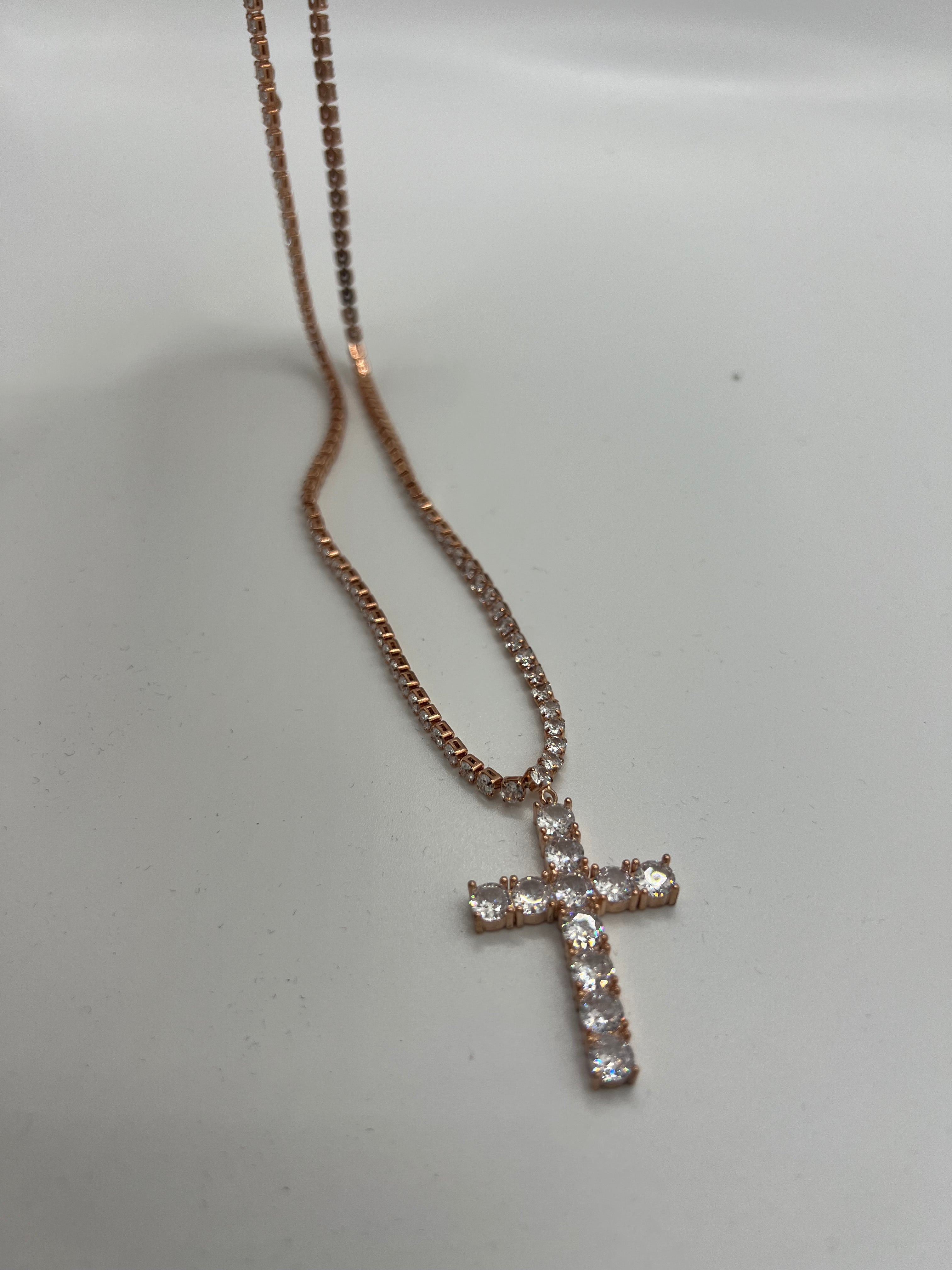 COLLANA TENNIS CROCE DIAMANTI