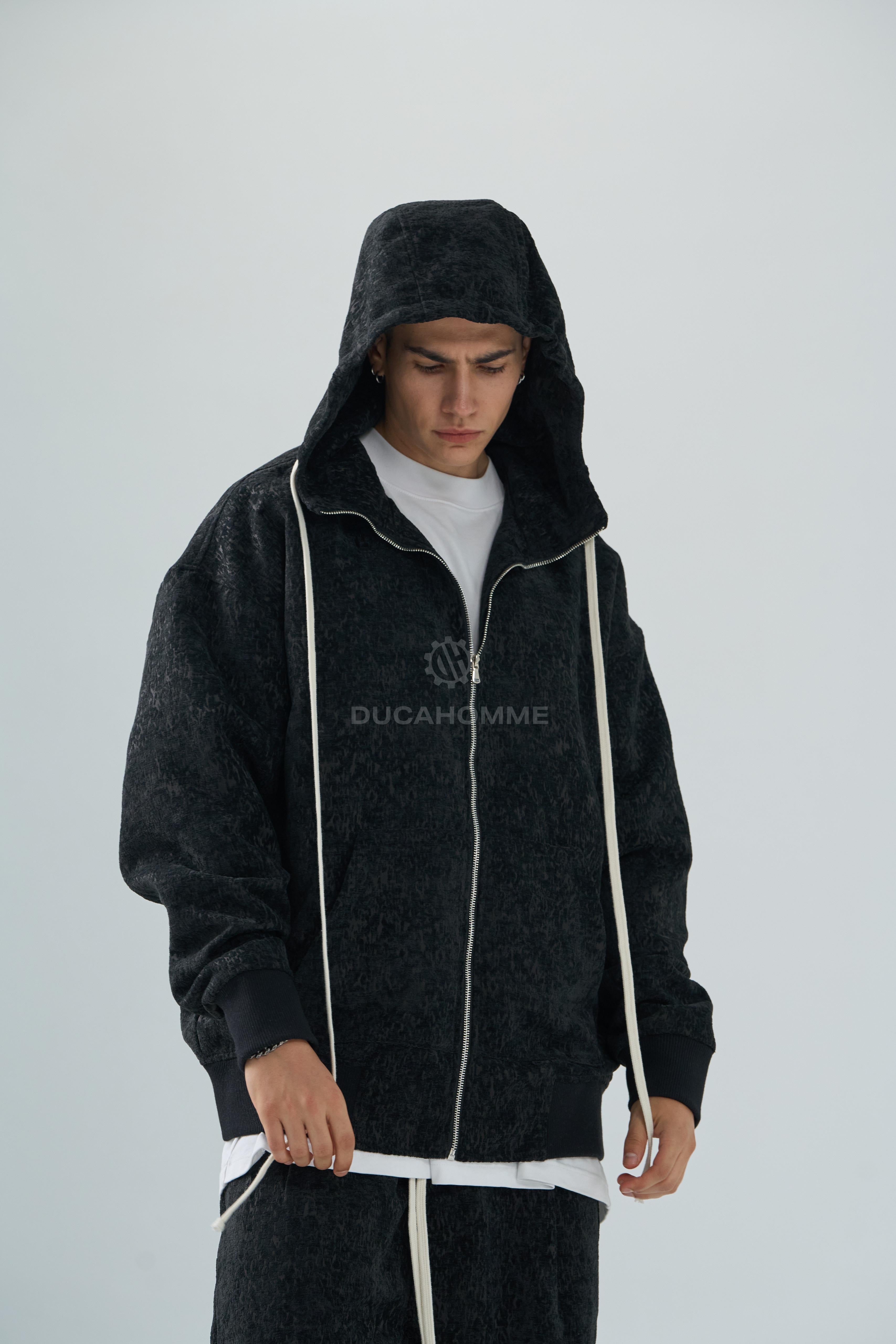 Completo Sartoriale Ricamato Similar Versacë con Cappuccio