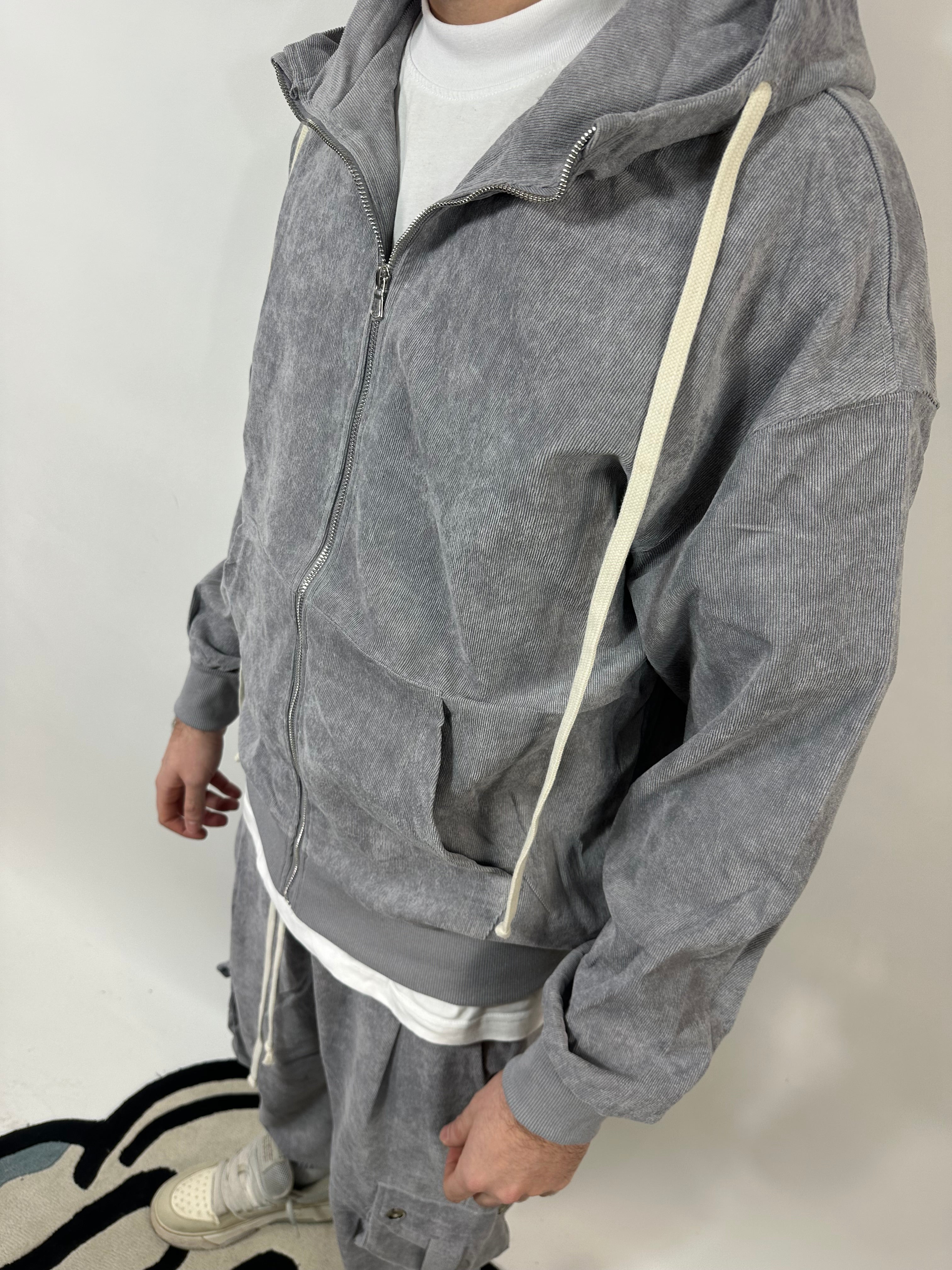 Completo Sartoriale Leggero a Costine Grigio Chiaro