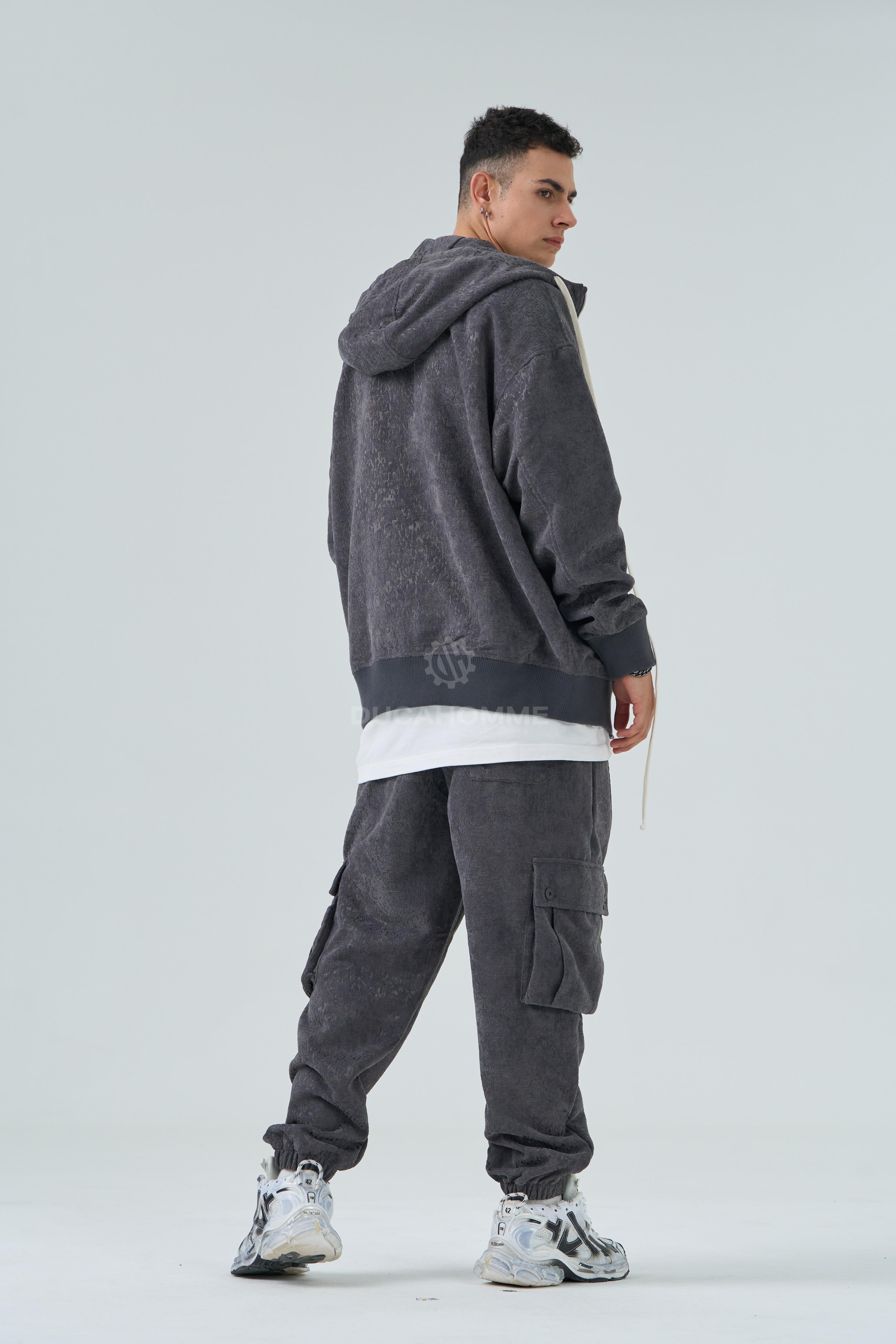 Completo Sartoriale Ricamato Similar Versacë con Cappuccio