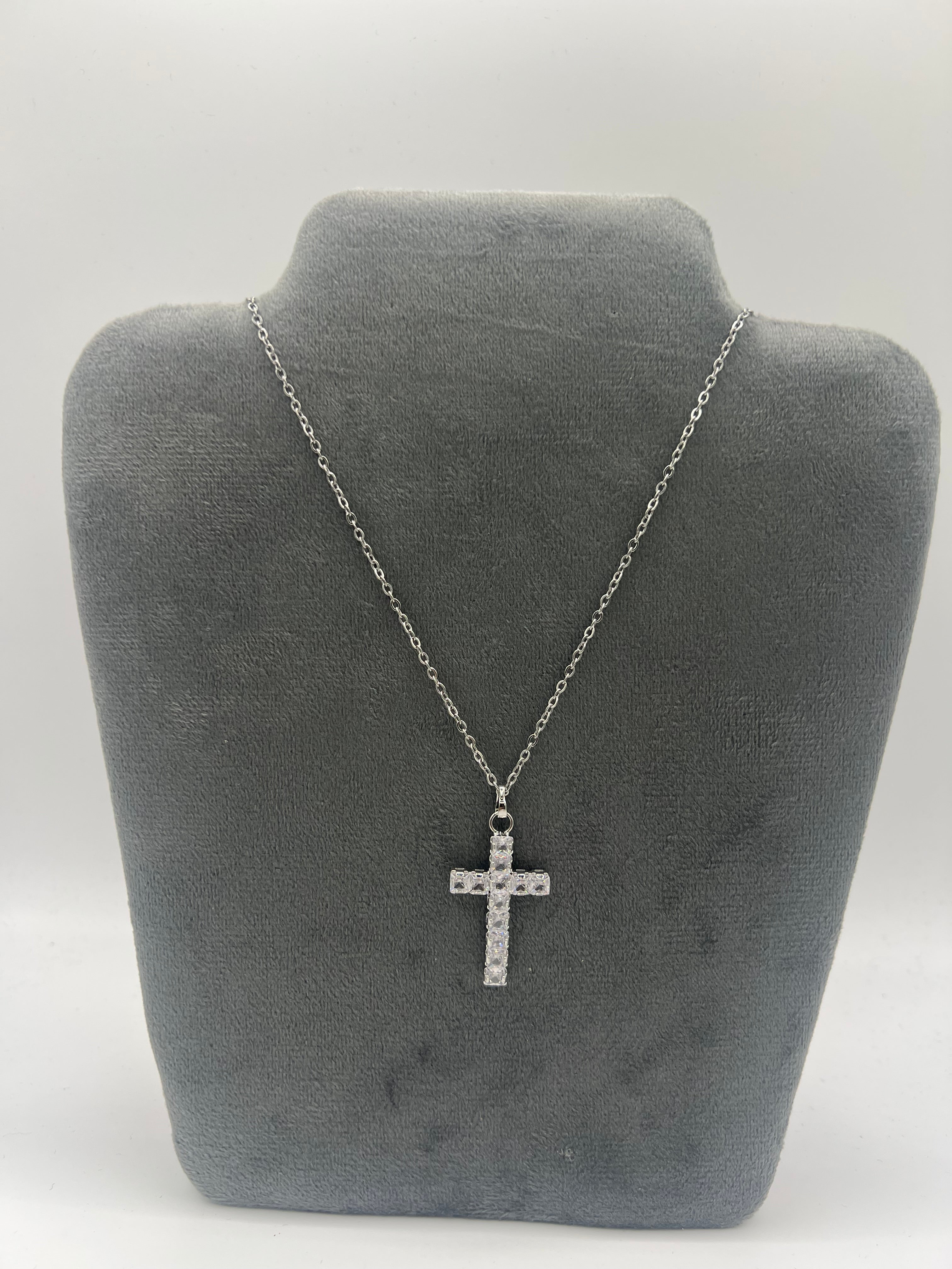 COLLANA CROCE DIAMANTI