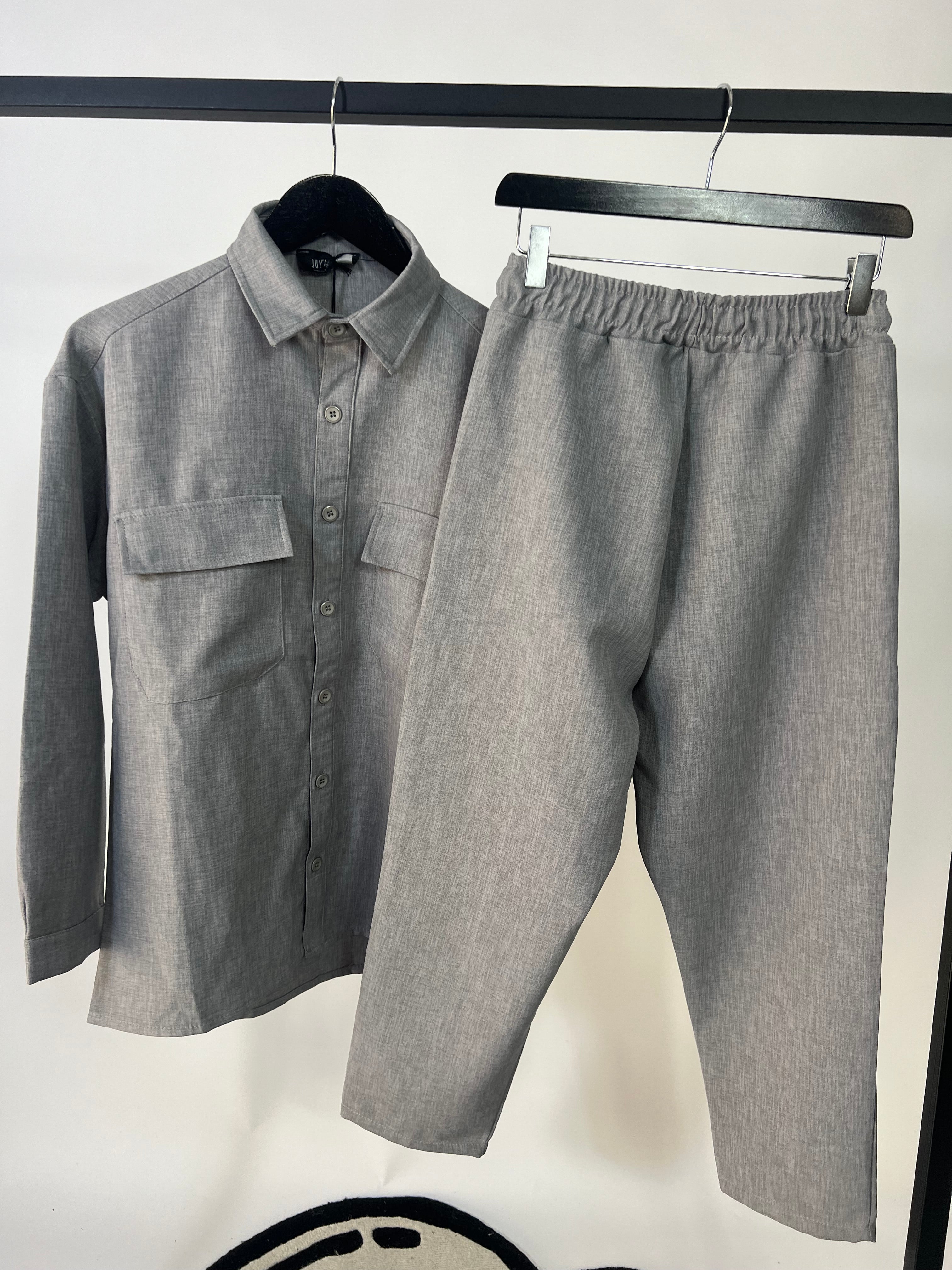COMPLETO GRIGIO