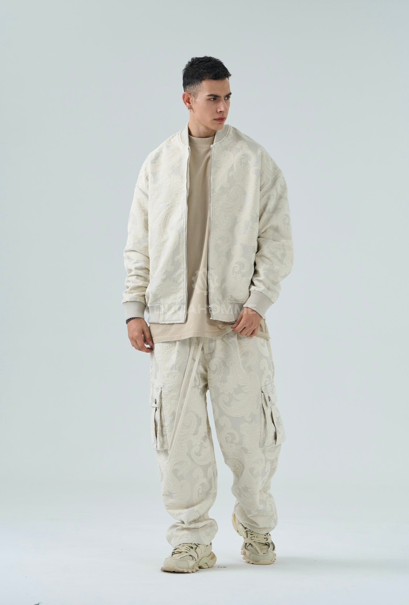 Completo Sartoriale Ricamato Velluto Pesante