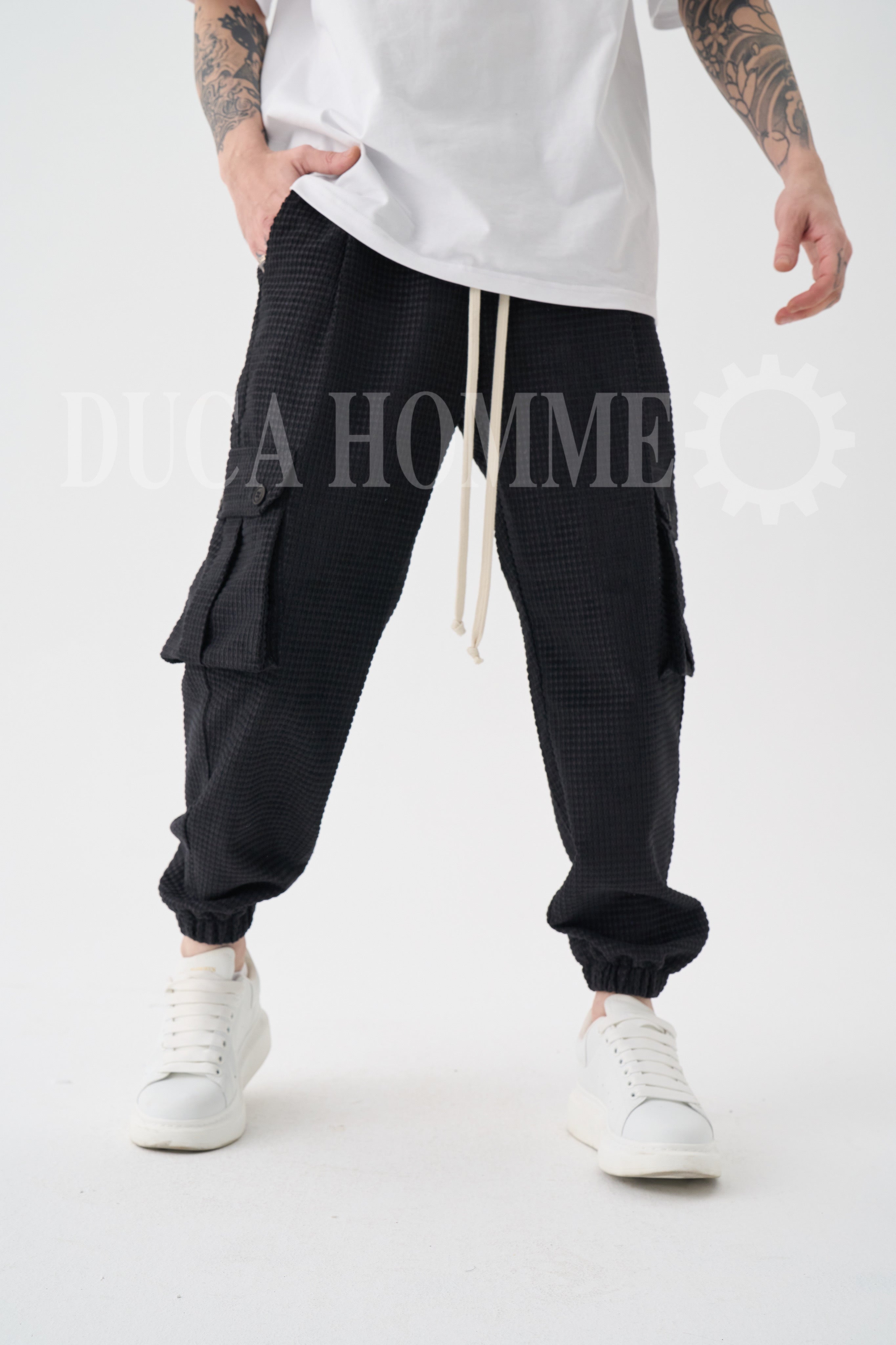 Pantalone Cargo Ricamato Leggero Nero