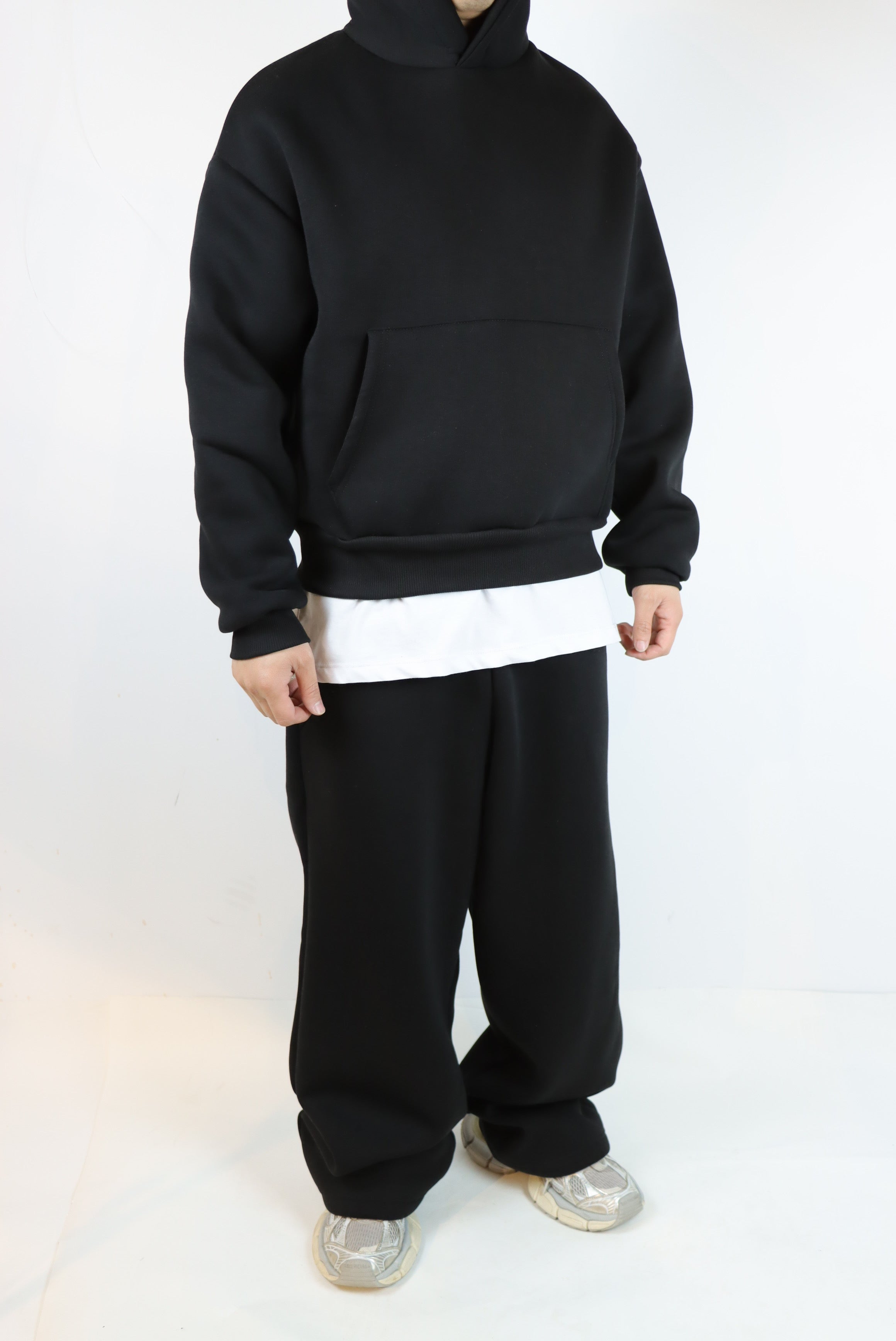 Completo Doppio Cotone Felpato Fondo Ampio Nera