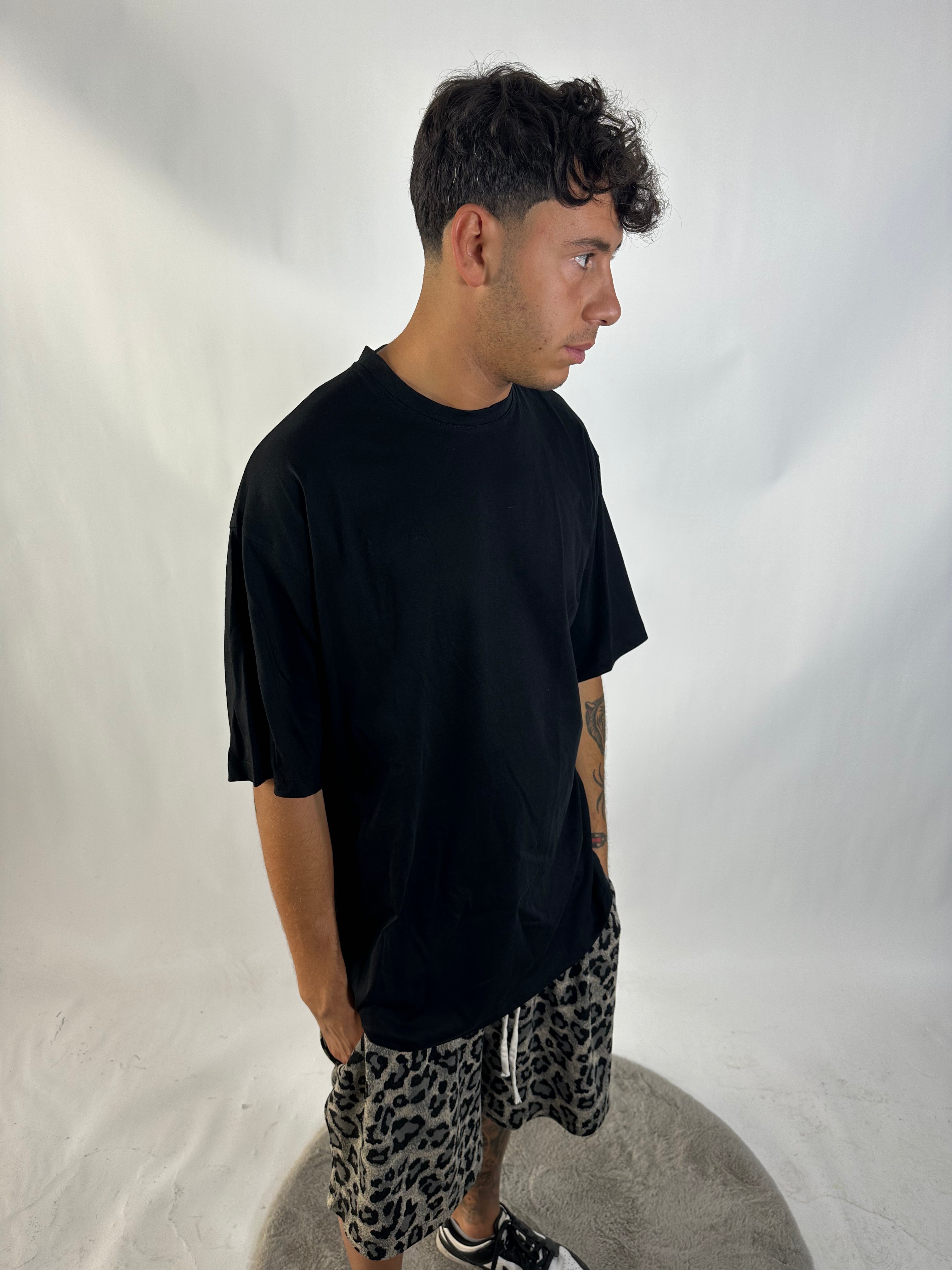 T-SHIRT OVERSIZE TOTAL BLACK
