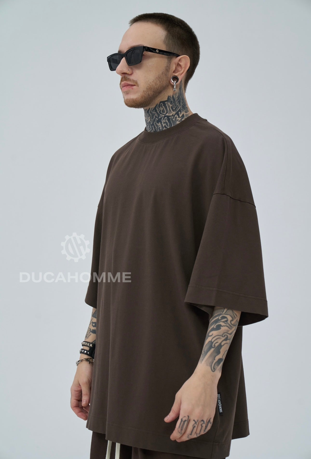 T SHIRT DUCA VIP OverSize Marrone