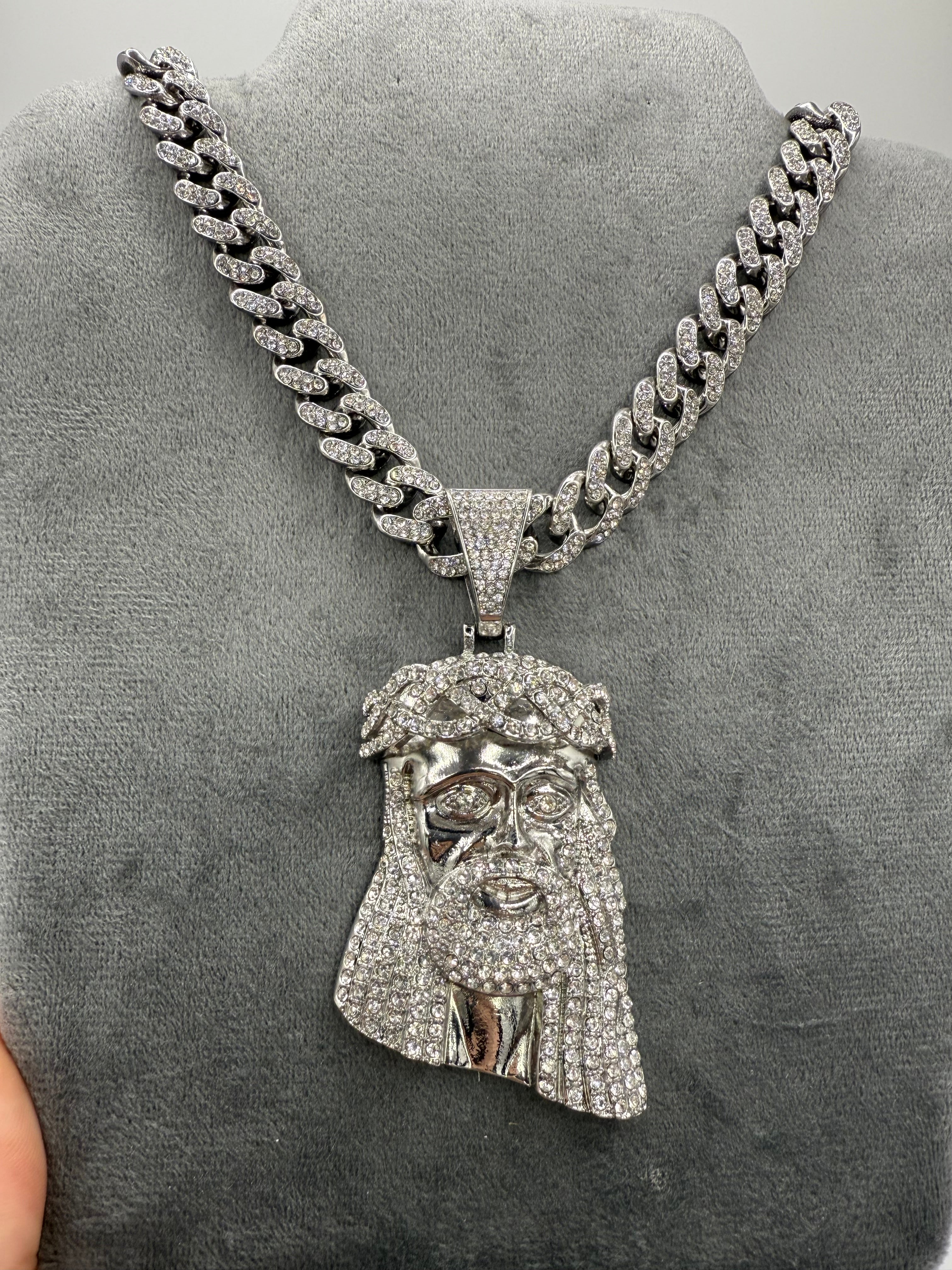 Collana Jesus Grande