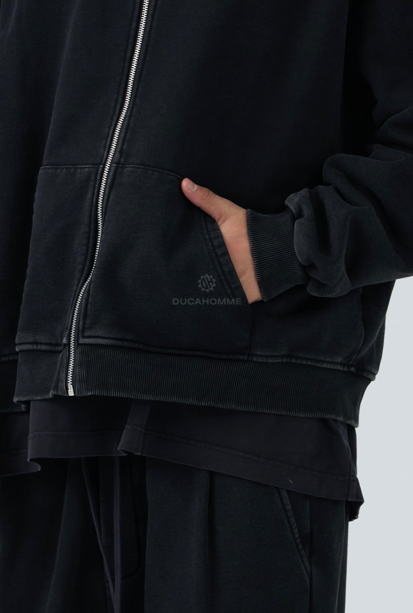 FELPA DUCA VIP WASHED NERA 92G