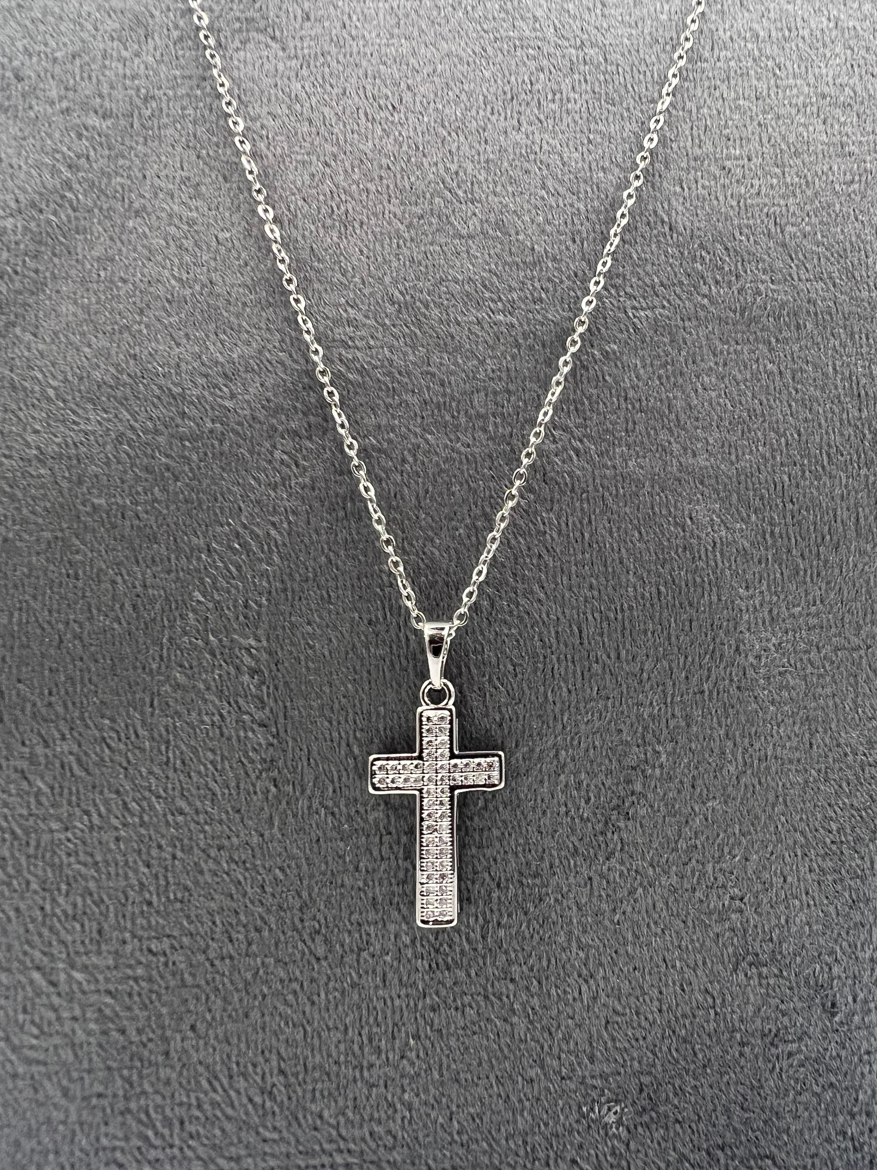 COLLANA CROCE color ARGENTO con BRILLANTINI