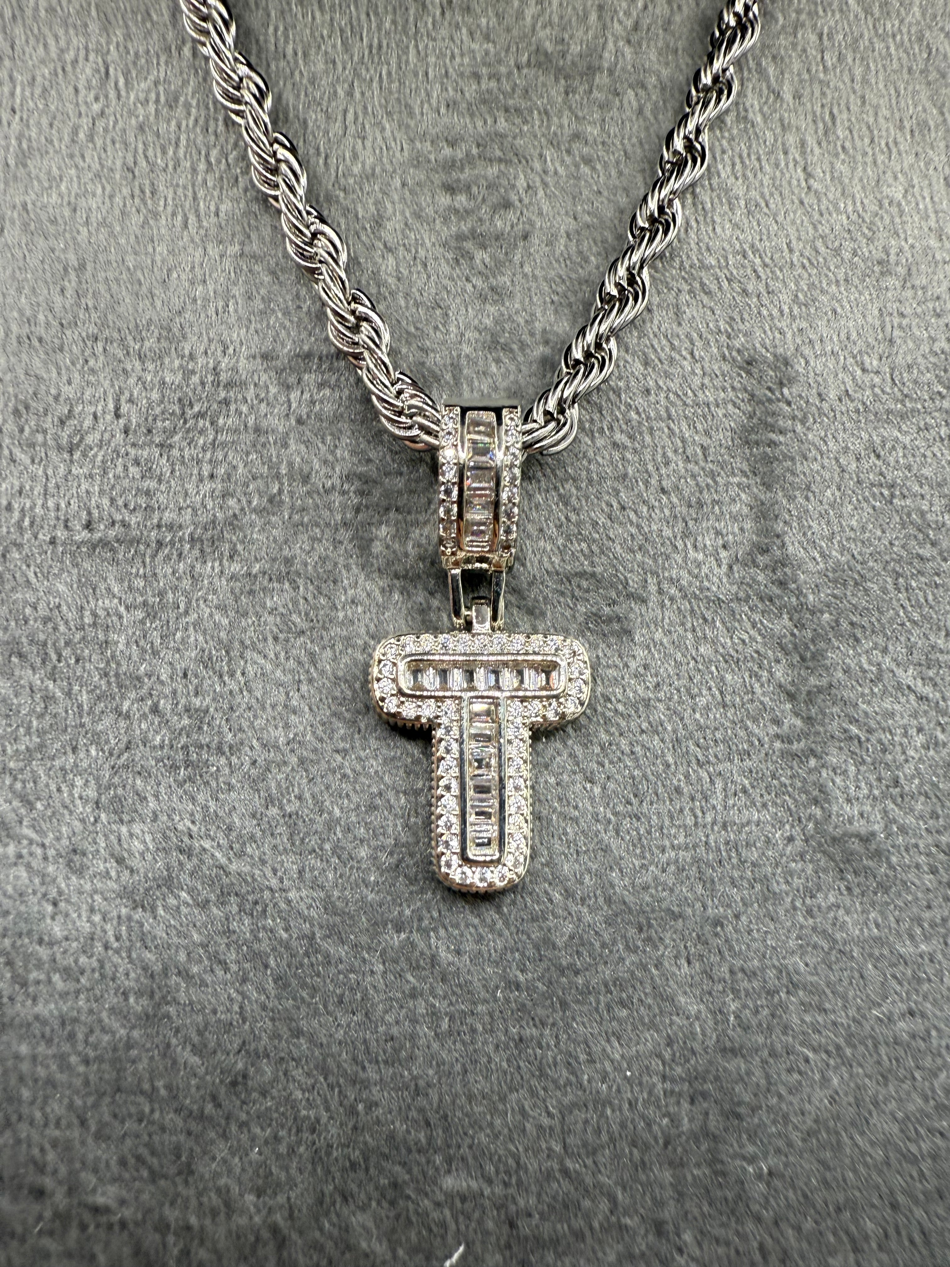 COLLANA  T