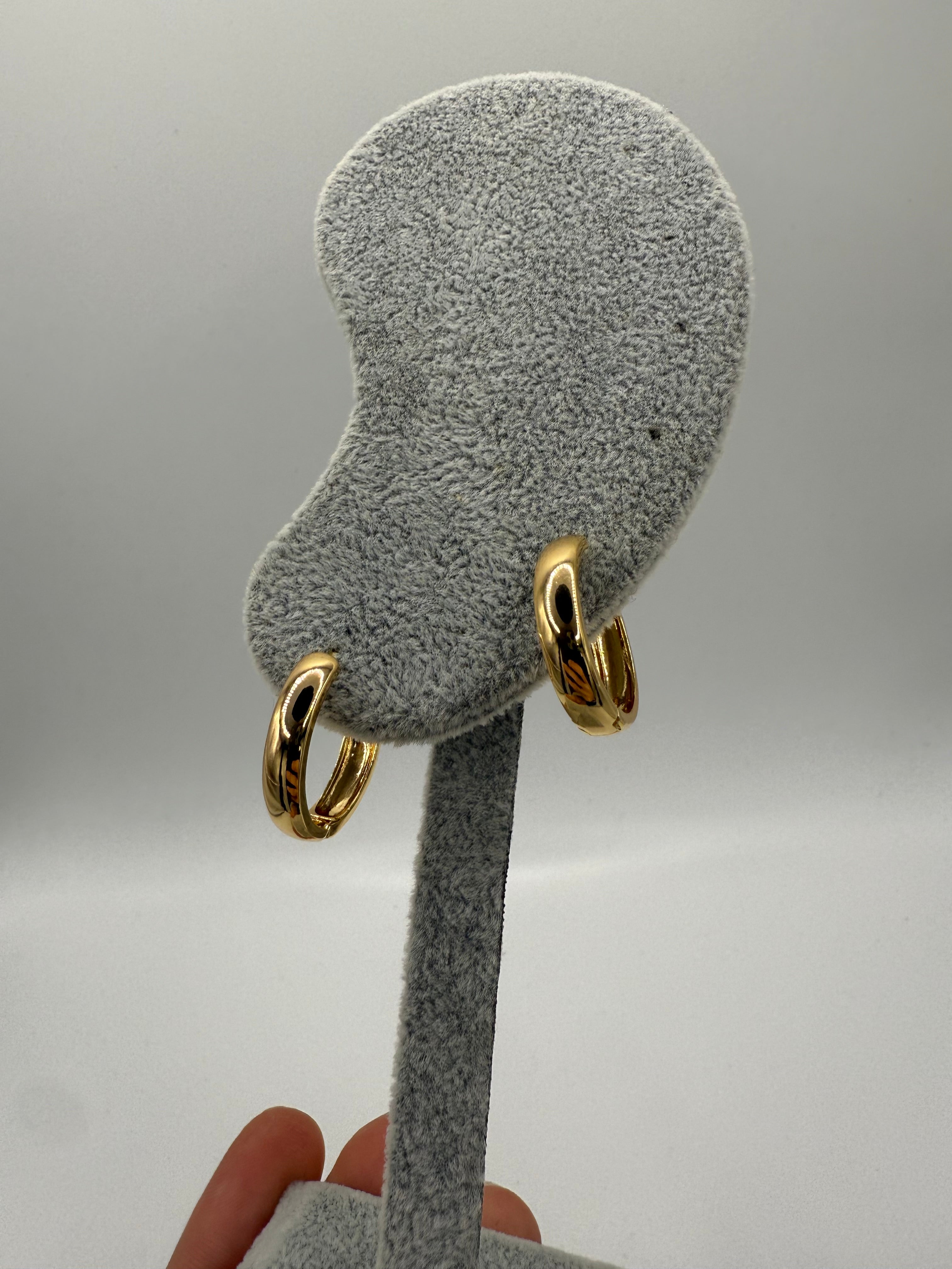 ORECCHINI COLOR ORO CERCHIO GRANDE