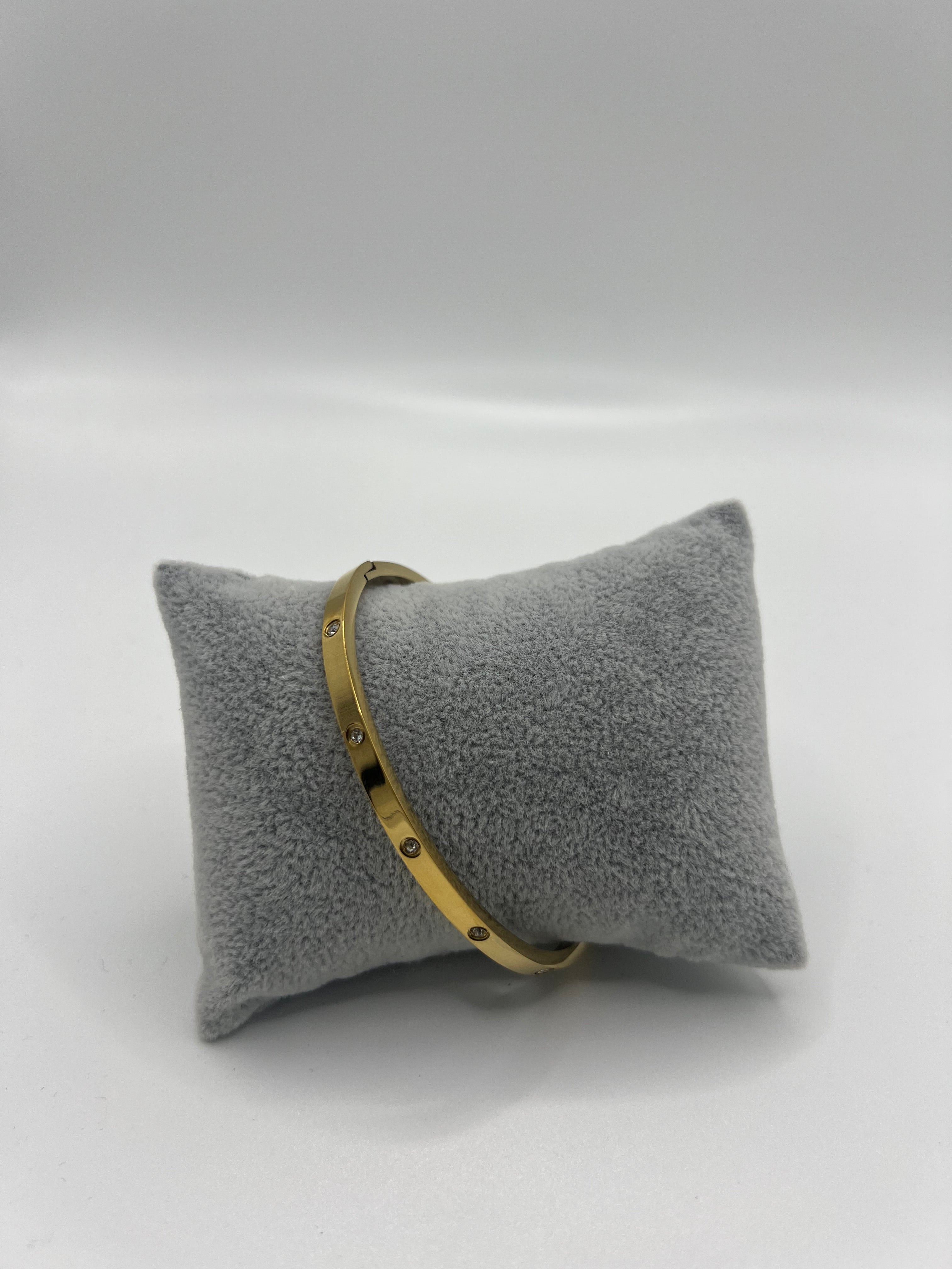 BRACCIALE RIGIDO color ORO CON DIAMANTI