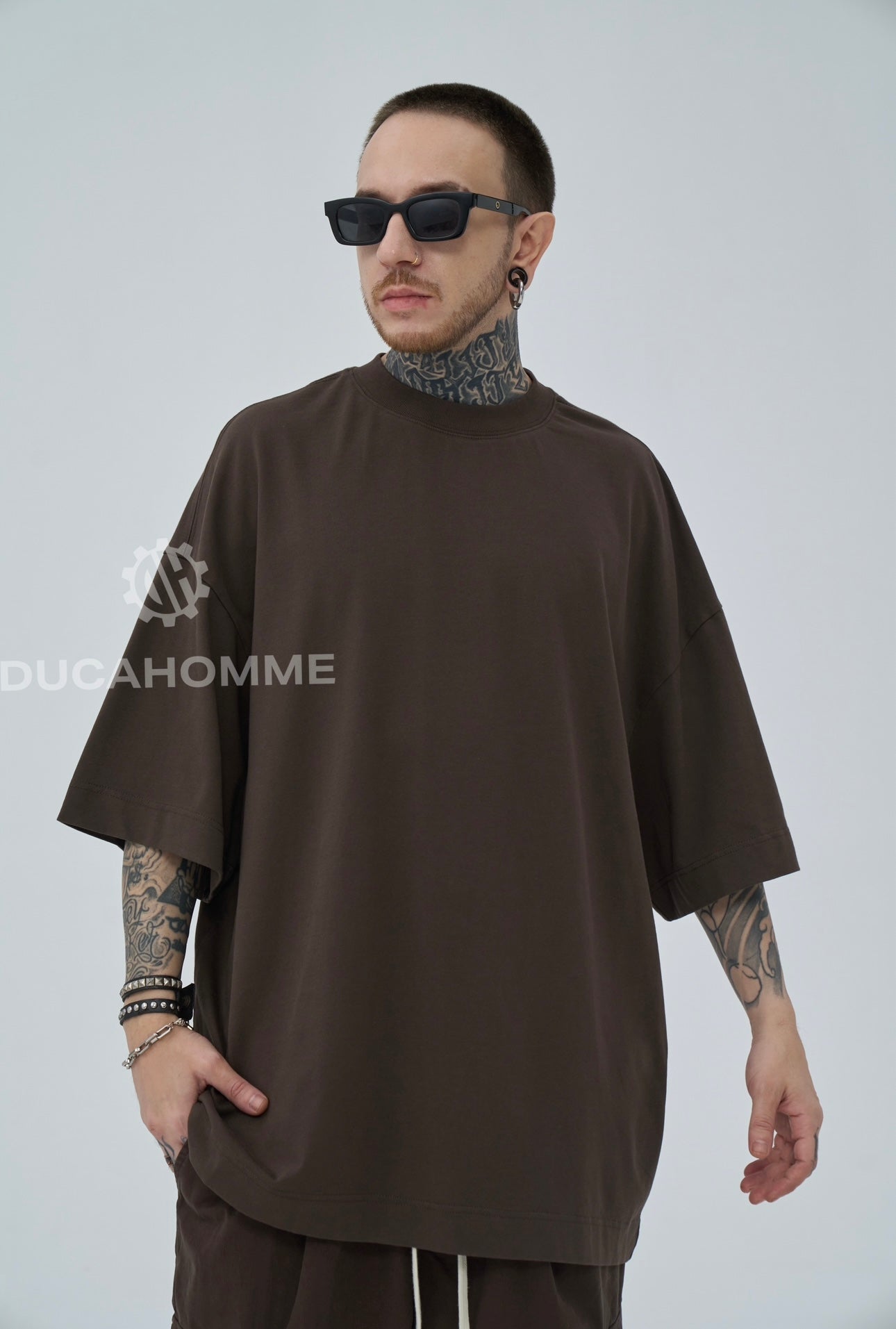 T SHIRT DUCA VIP OverSize Marrone