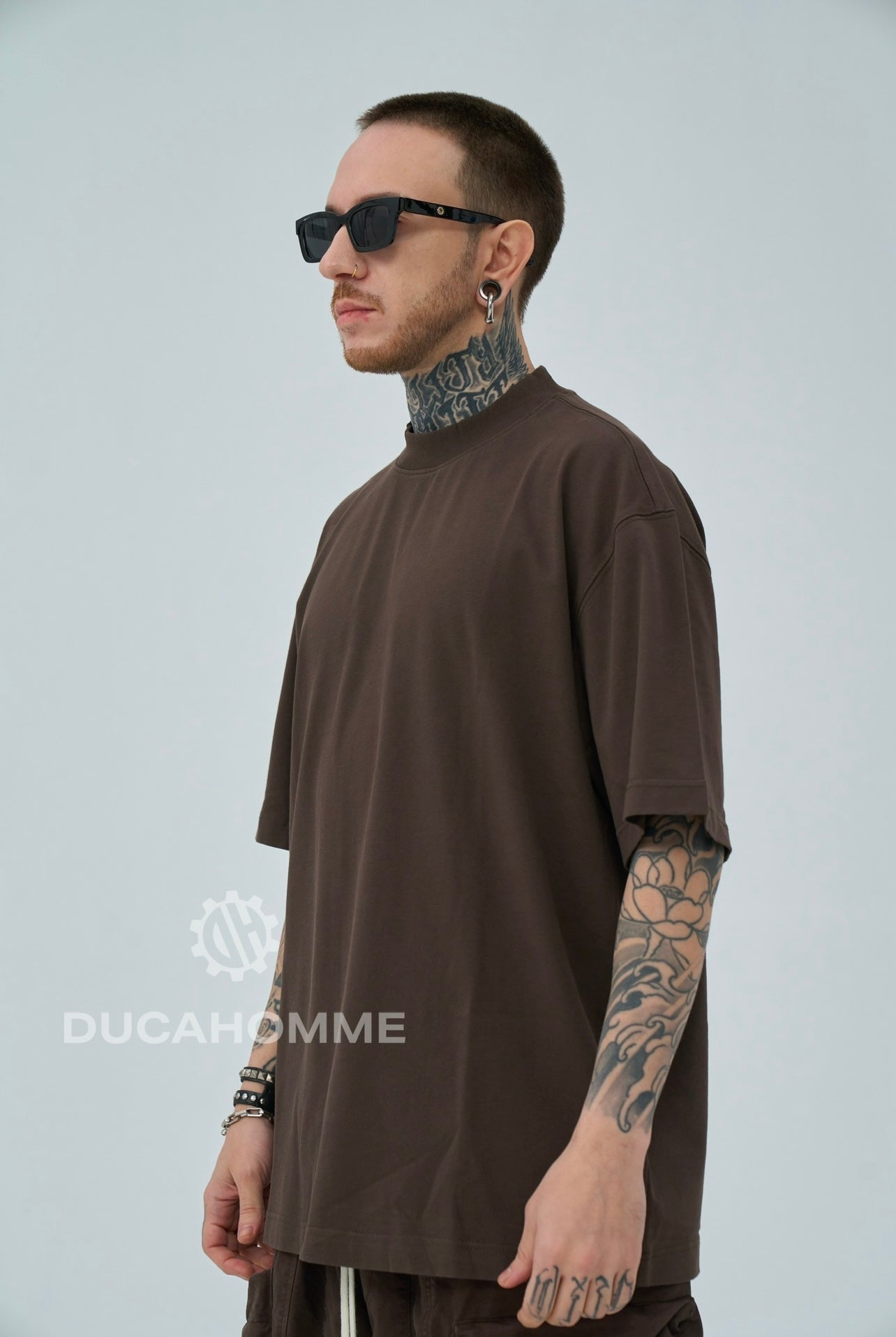 T SHIRT DUCA VIP MARRONE