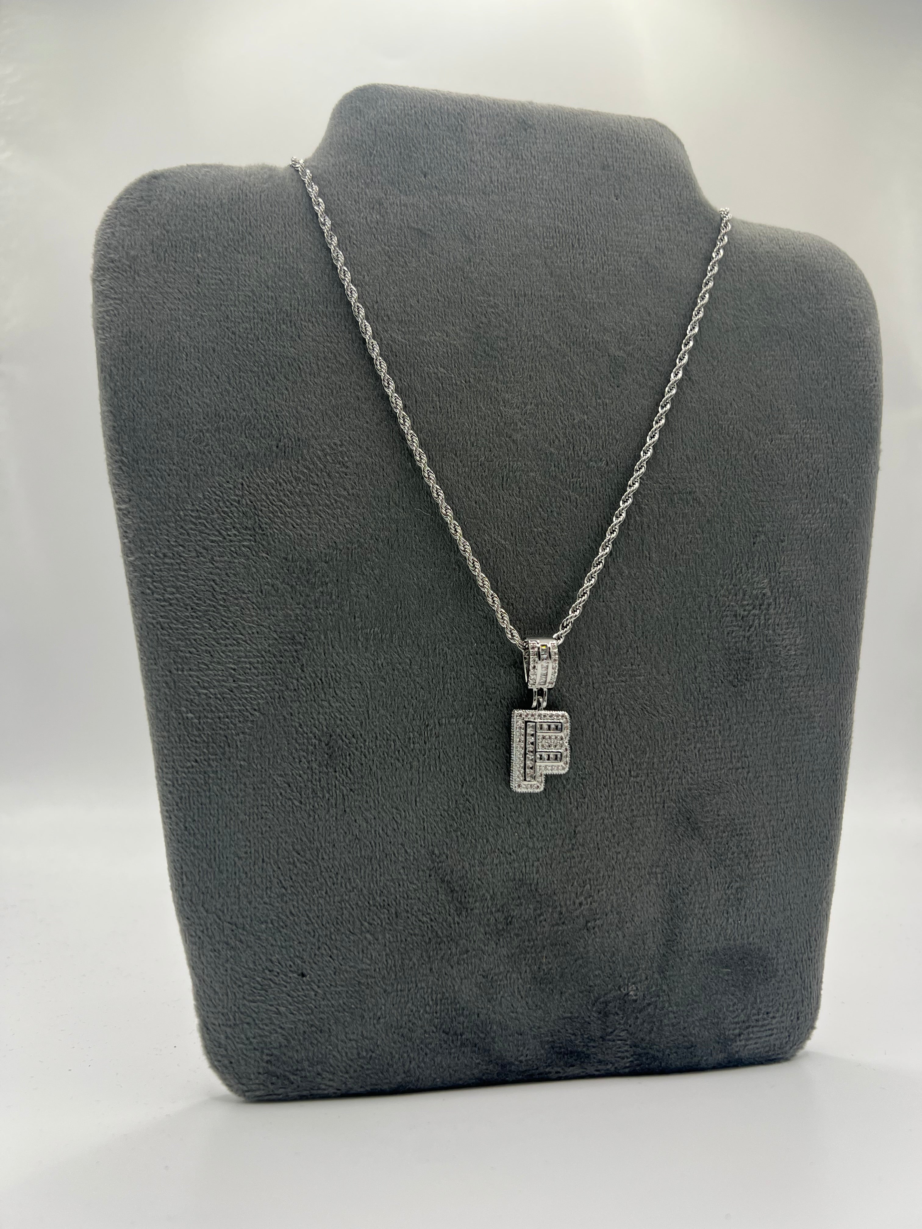 COLLANA  F