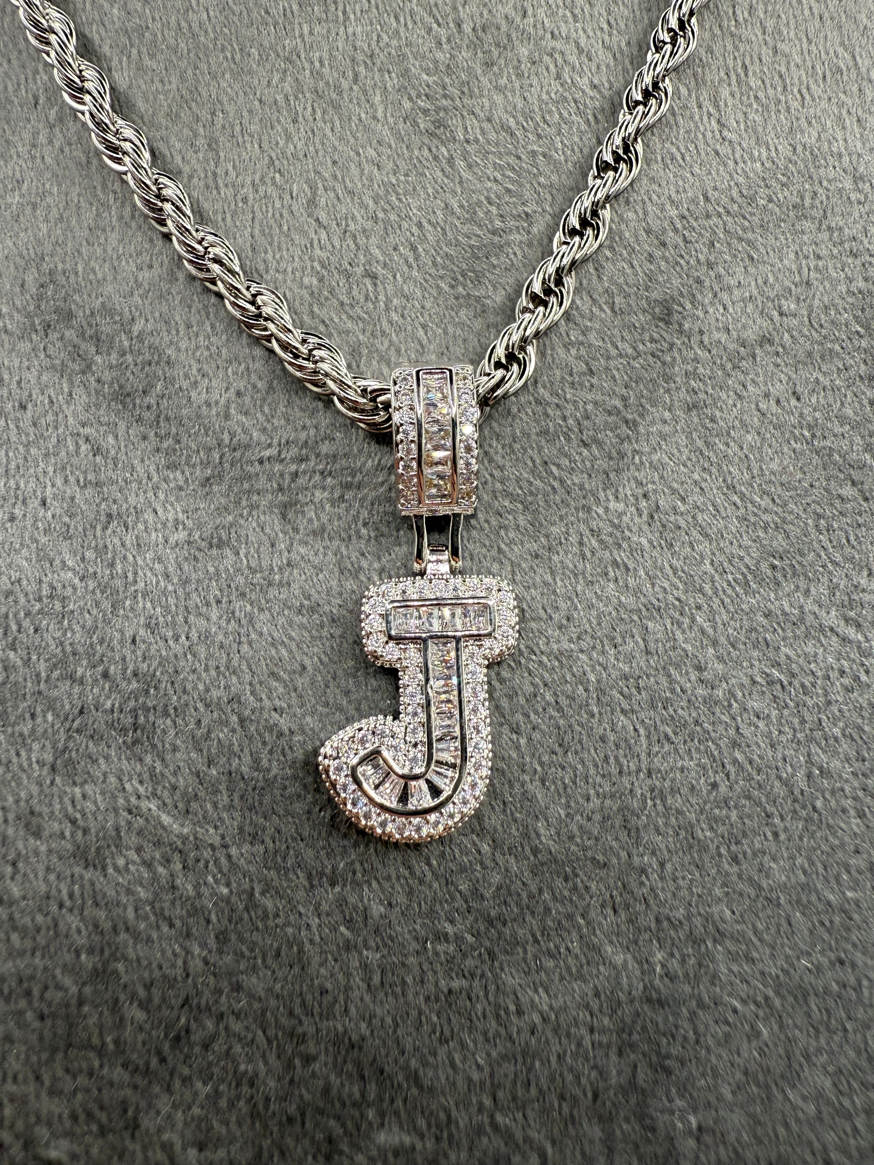 COLLANA  J