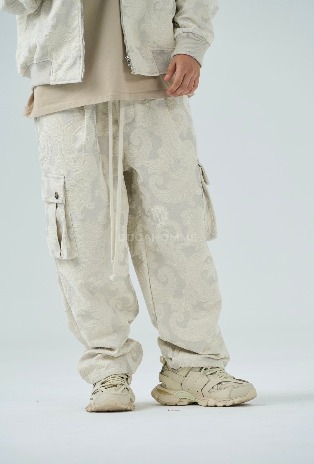 Completo Sartoriale Ricamato Velluto Pesante