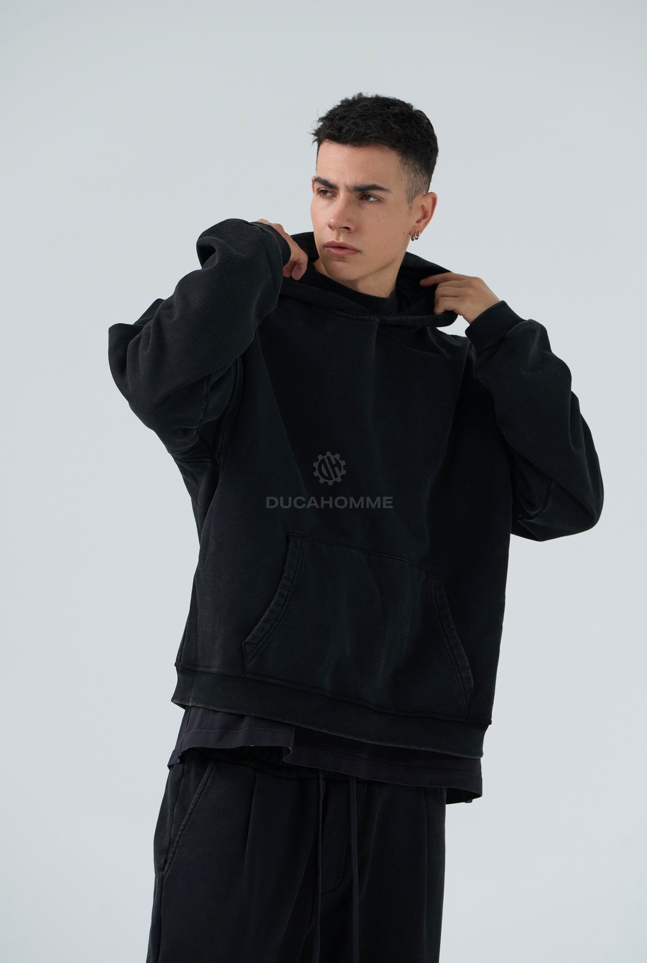 FELPA DUCA VIP WASHED NERA 91G