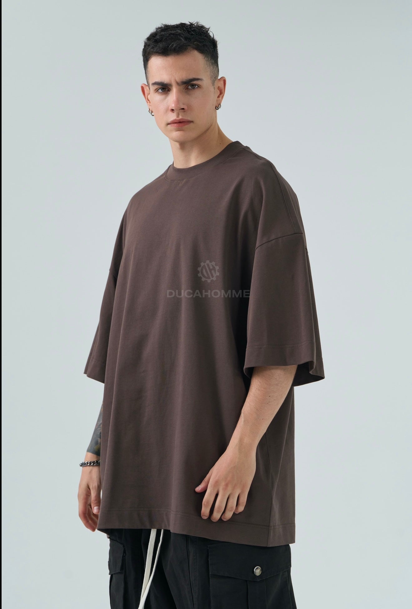 T SHIRT DUCA VIP OverSize Marrone