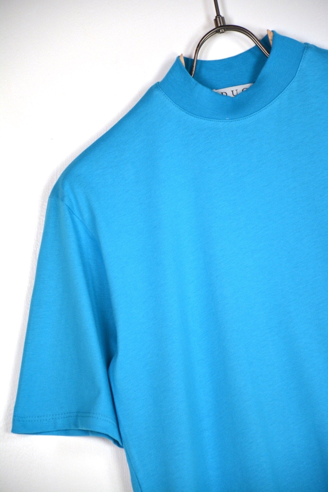 T-SHIRT COLLO ALTO TURCHESE